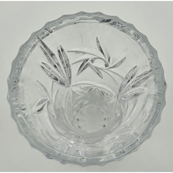 Lenox Fine Crystal 6in Bud Vase Star Cut Pattern Small Flower Display Decor - Picture 7 of 9